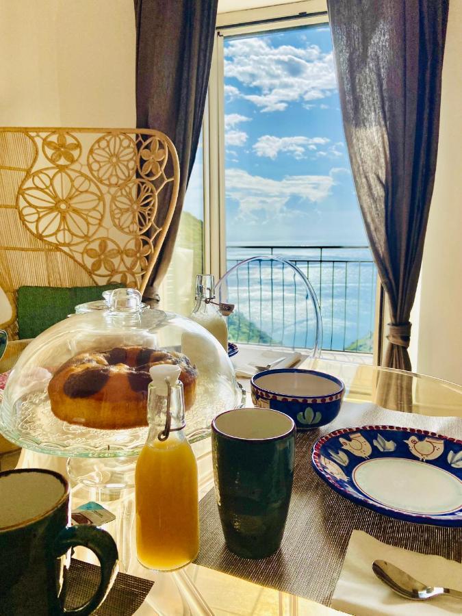 Borgo Virginia - Sea View In Amalfi Coast Apartman Vietri Kültér fotó
