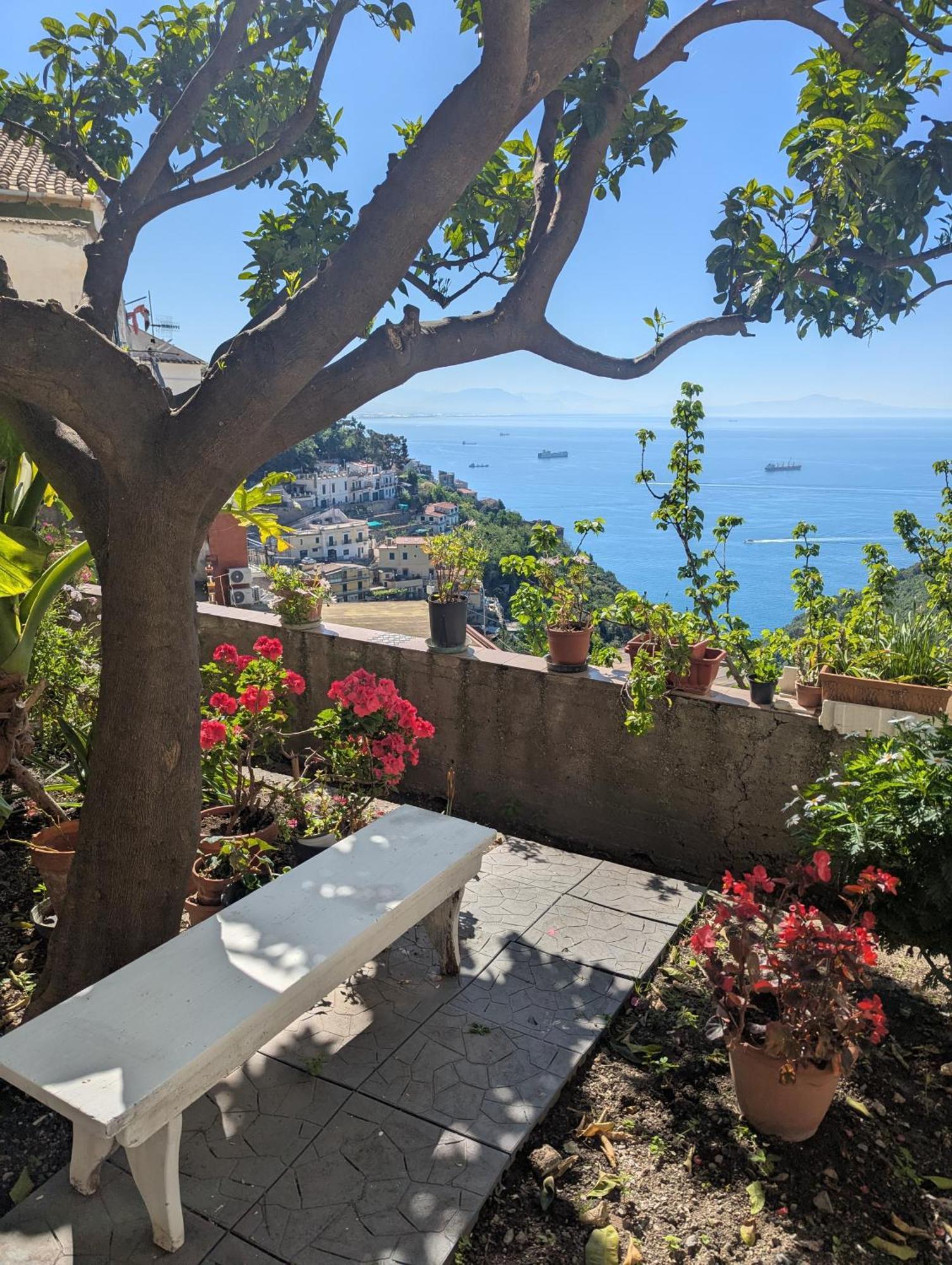 Borgo Virginia - Sea View In Amalfi Coast Apartman Vietri Kültér fotó